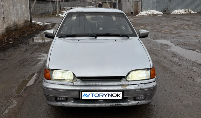 ВАЗ (Lada) 2115 2001 года