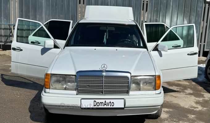 Mercedes-Benz E-Класс 1991 года