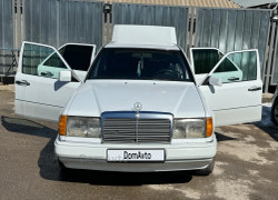 Mercedes-Benz E-Класс 1991 года