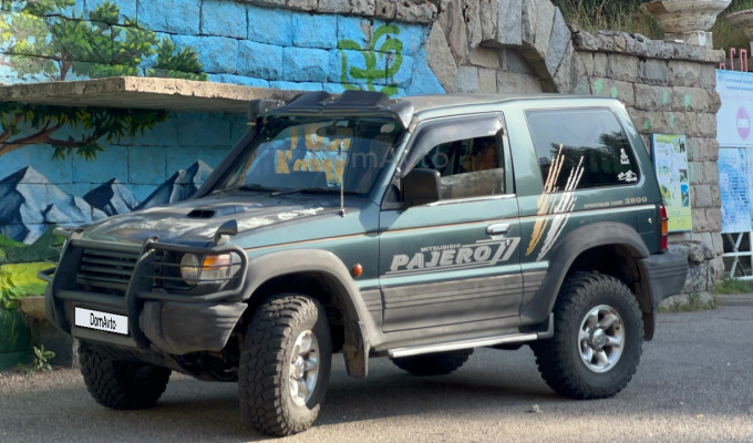 Mitsubishi Pajero 1995 года