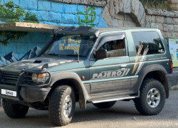 Mitsubishi Pajero 1995 года