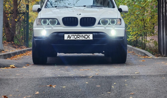 BMW X5 2001 года