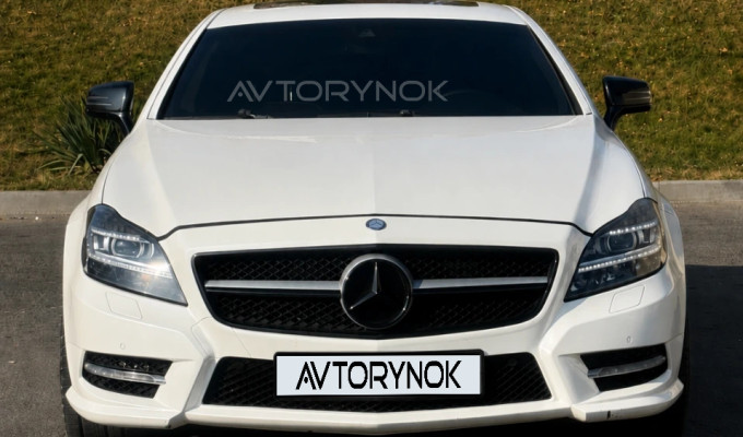 Mercedes-Benz CLS-Класс 2013 года