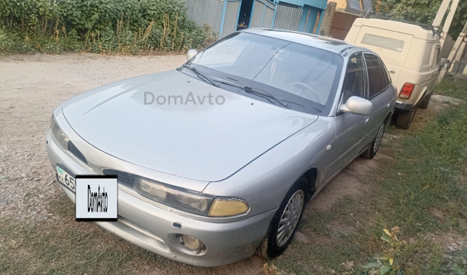 Mitsubishi Galant 1993 года