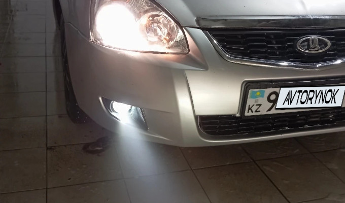 ВАЗ (Lada) Priora 2013 года