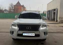 Lexus LX 2013 года