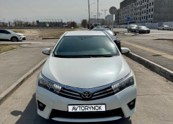 Toyota Corolla 2013 года