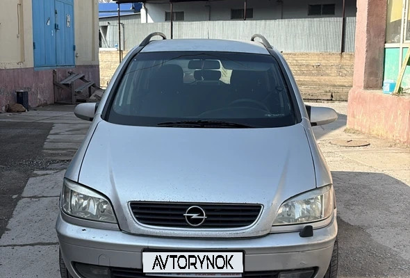 Opel Zafira 2001 года