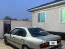 Nissan Primera 1990 года
