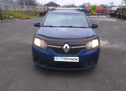 Renault Sandero 2015 года