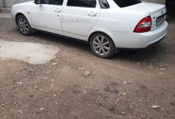 ВАЗ (Lada) Priora 2014 года
