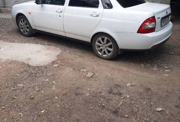 ВАЗ (Lada) Priora 2014 года
