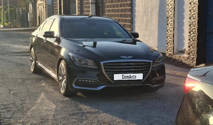 Hyundai Genesis 2017 года
