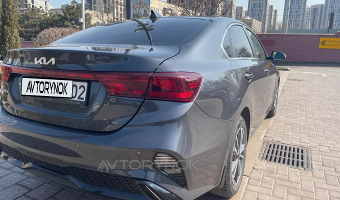 Kia Cerato 2023 года