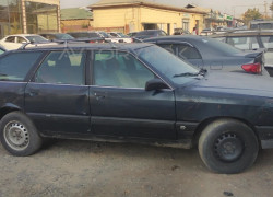 Audi 100 1990 года