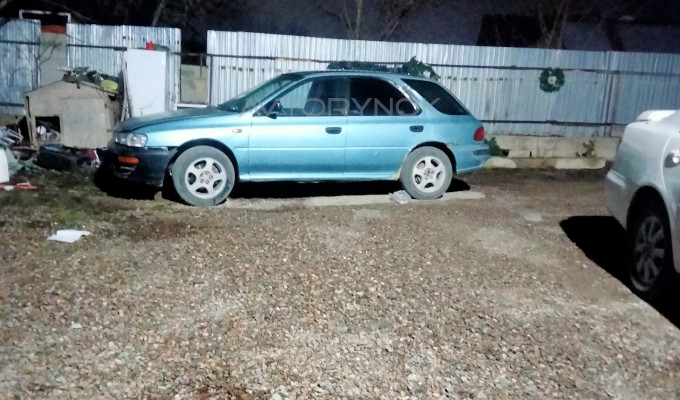 Subaru Impreza 1993 года