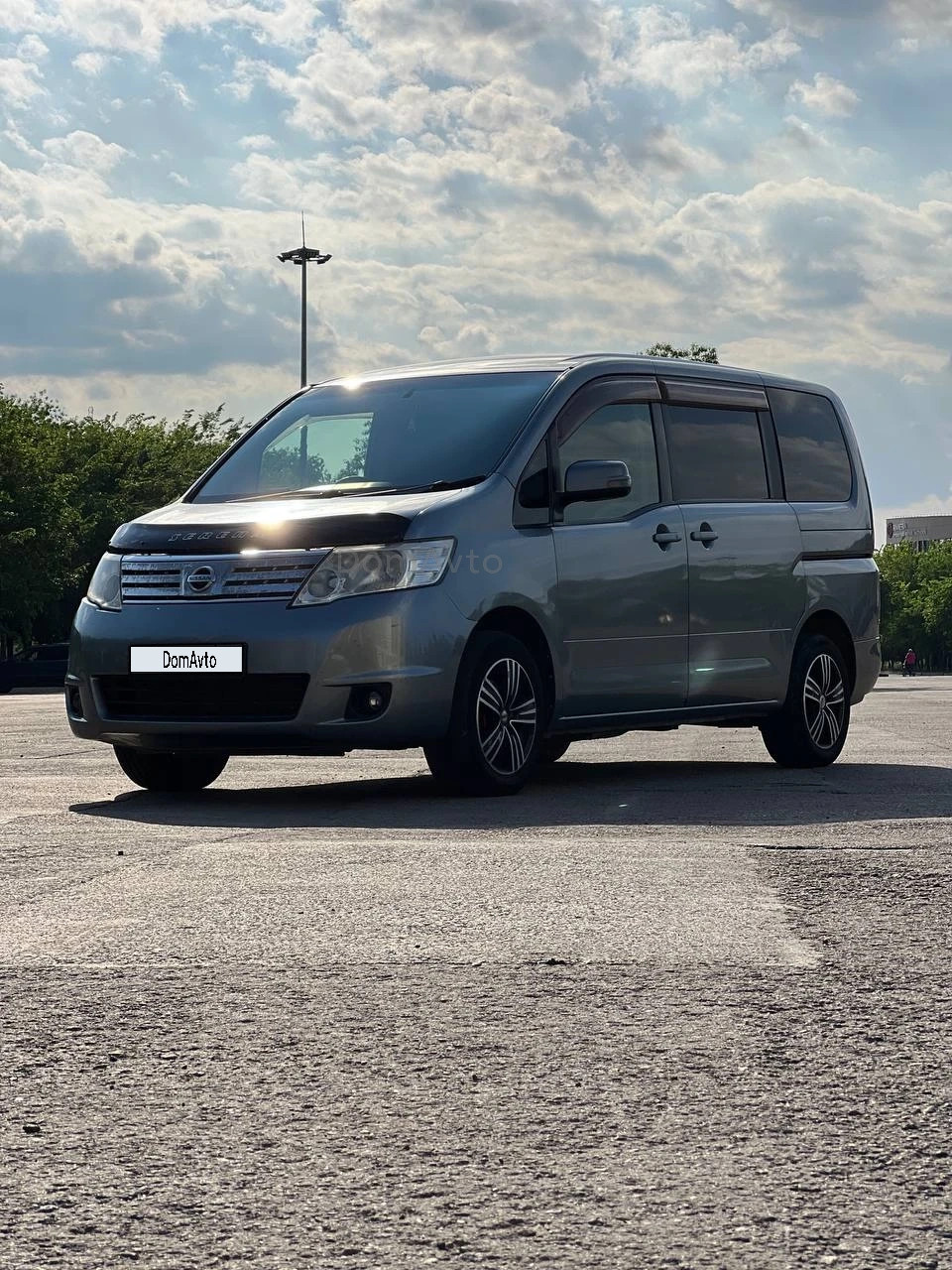 Nissan Serena, 2008