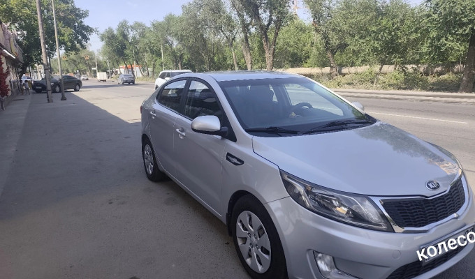 Kia Rio 2014 года