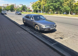 Mazda Cronos 1995 года