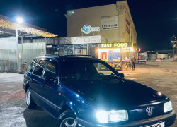 Volkswagen Passat 1993 года