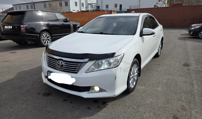 Toyota Camry 2014 года