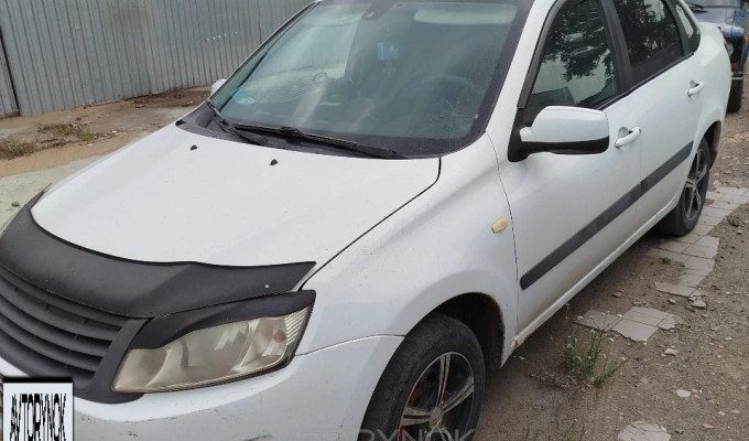 ВАЗ (Lada) Granta 2014 года