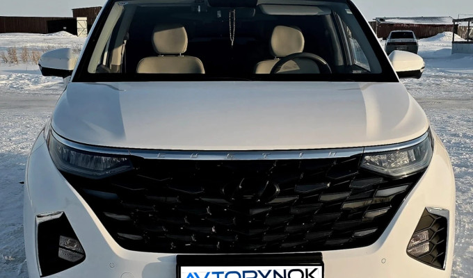 Hyundai Custin 2024 года