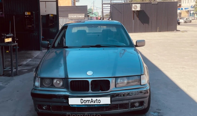 BMW 3 серия 1994 года