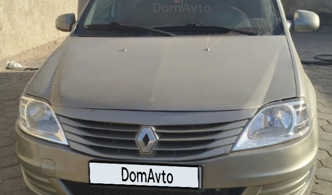 Renault Logan 2012 года