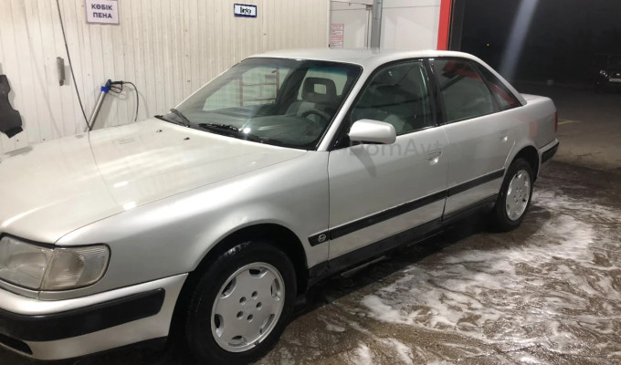 Audi 100 1994 года