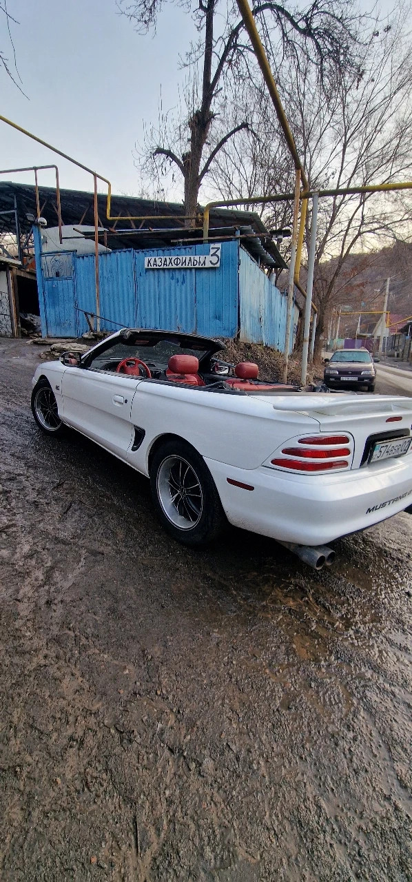 Ford Mustang, 1997