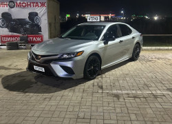 Toyota Camry 2019 года