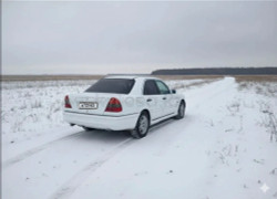 Mercedes-Benz C-Класс 1993 года
