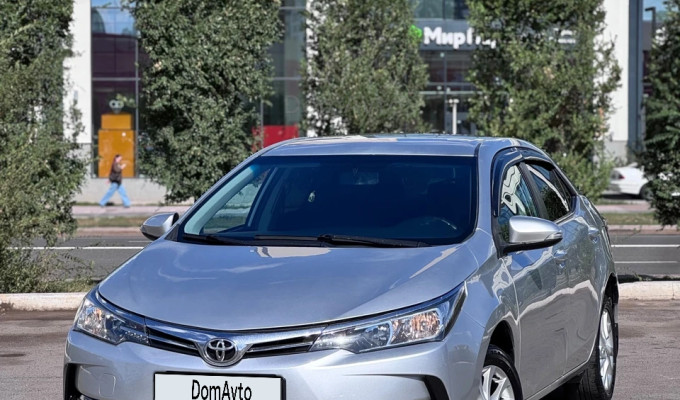 Toyota Corolla 2017 года