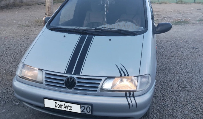Volkswagen Sharan 1999 года