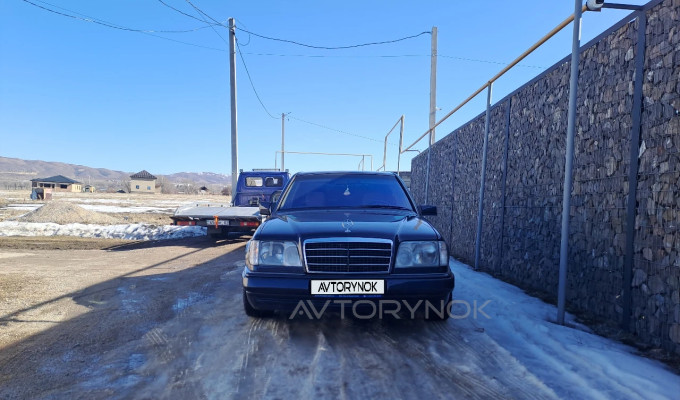 Mercedes-Benz E-Класс 1995 года