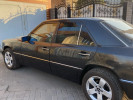 Mercedes-Benz E-Класс 1989 года