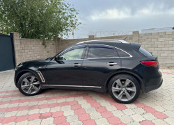 Infiniti FX-Series 2012 года