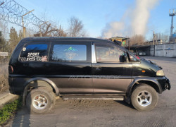 Mitsubishi Delica 1994 года