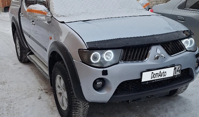 Mitsubishi L200 2008 года