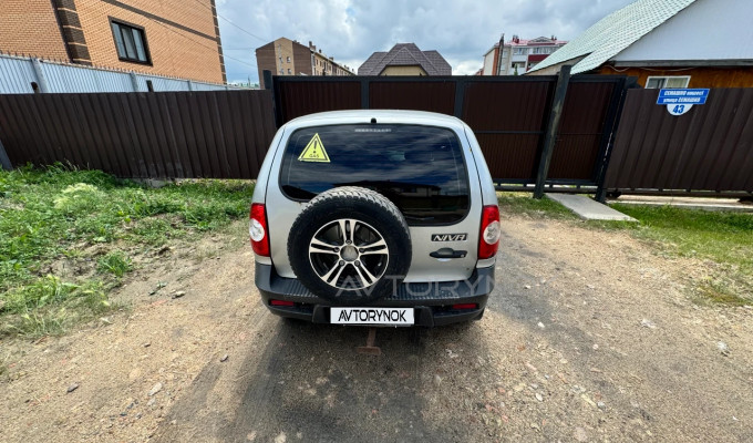 Chevrolet Niva 2013 года