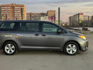 Toyota Sienna 2011 года