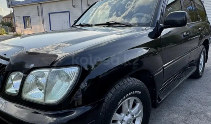Lexus LX 2004 года