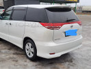 Toyota Estima 2006 года