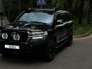 Toyota Land Cruiser 2016 года