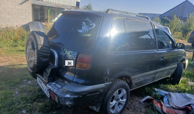 Mitsubishi RVR 1994 года