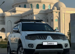 Mitsubishi Pajero 2010 года