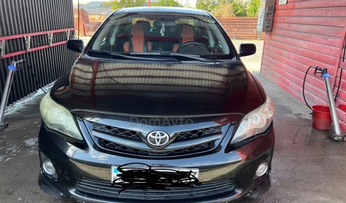 Toyota Corolla 2011 года