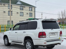 Lexus LX 2000 года