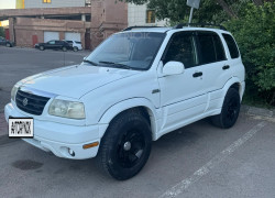 Suzuki Grand Vitara 2002 года